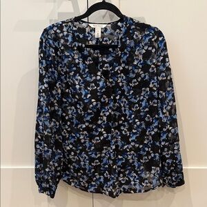 White House Black Market Abstract Blue and Black Floral Blouse